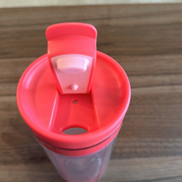 Tumbler with Infuser Pink - Picture 3 of 3